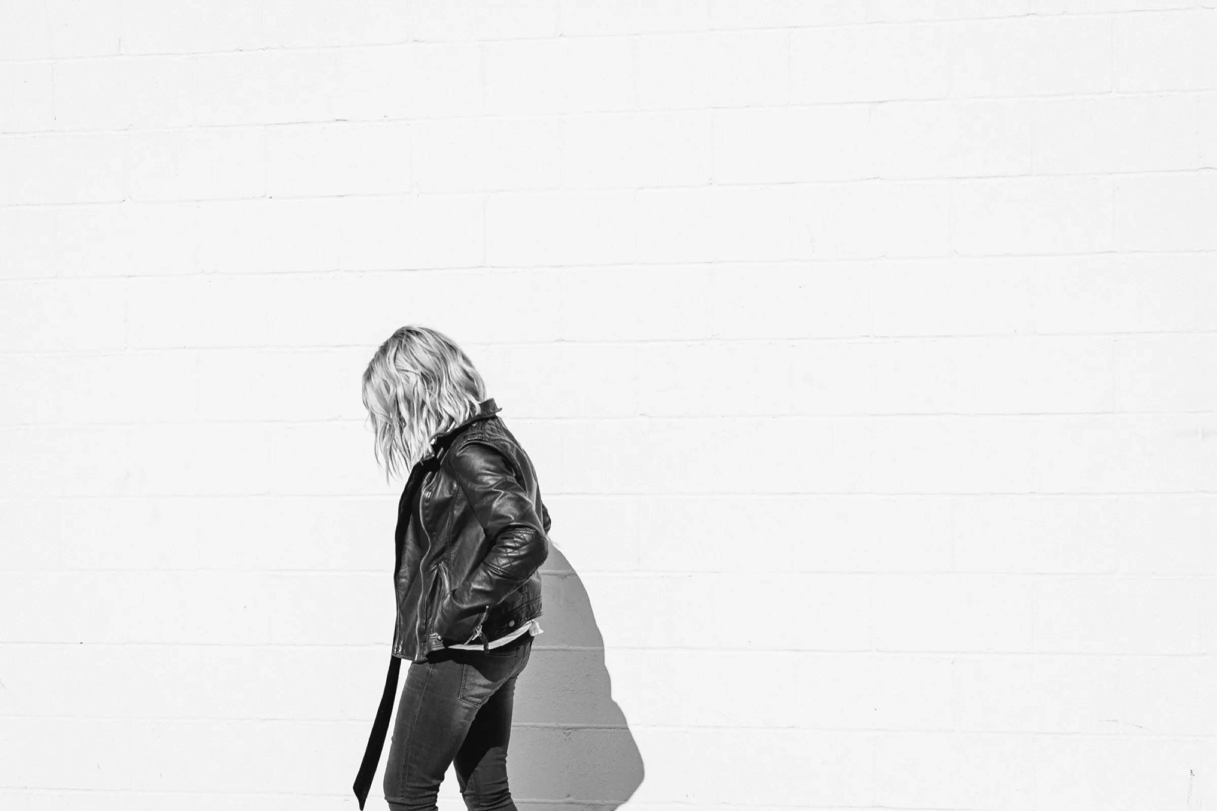 Summer Shealy style blogger and fashion designer in downtown fort worth texas