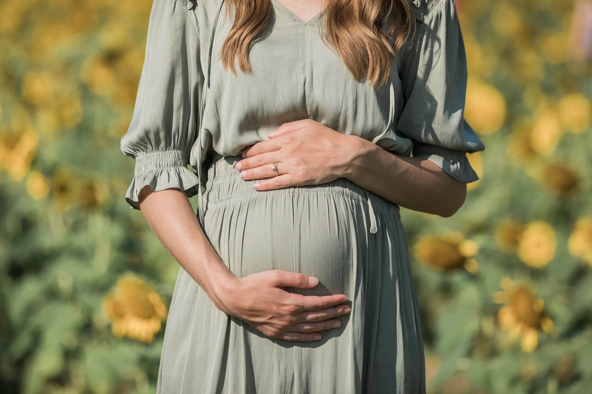 Braddy Maternity — family photography by Jenna Beth Day